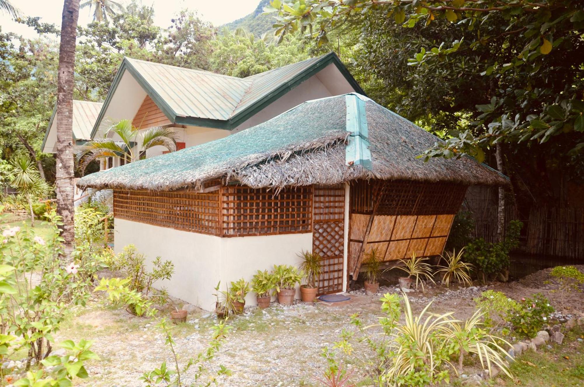 Amami Beach Resort Puerto Galera Exterior foto